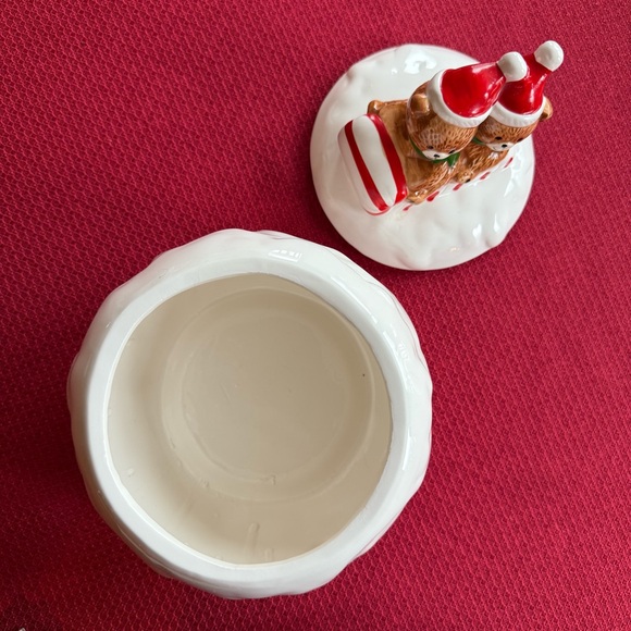 Christmas Around the World Snowball Candy Jar with Bears - Picture 4 of 5